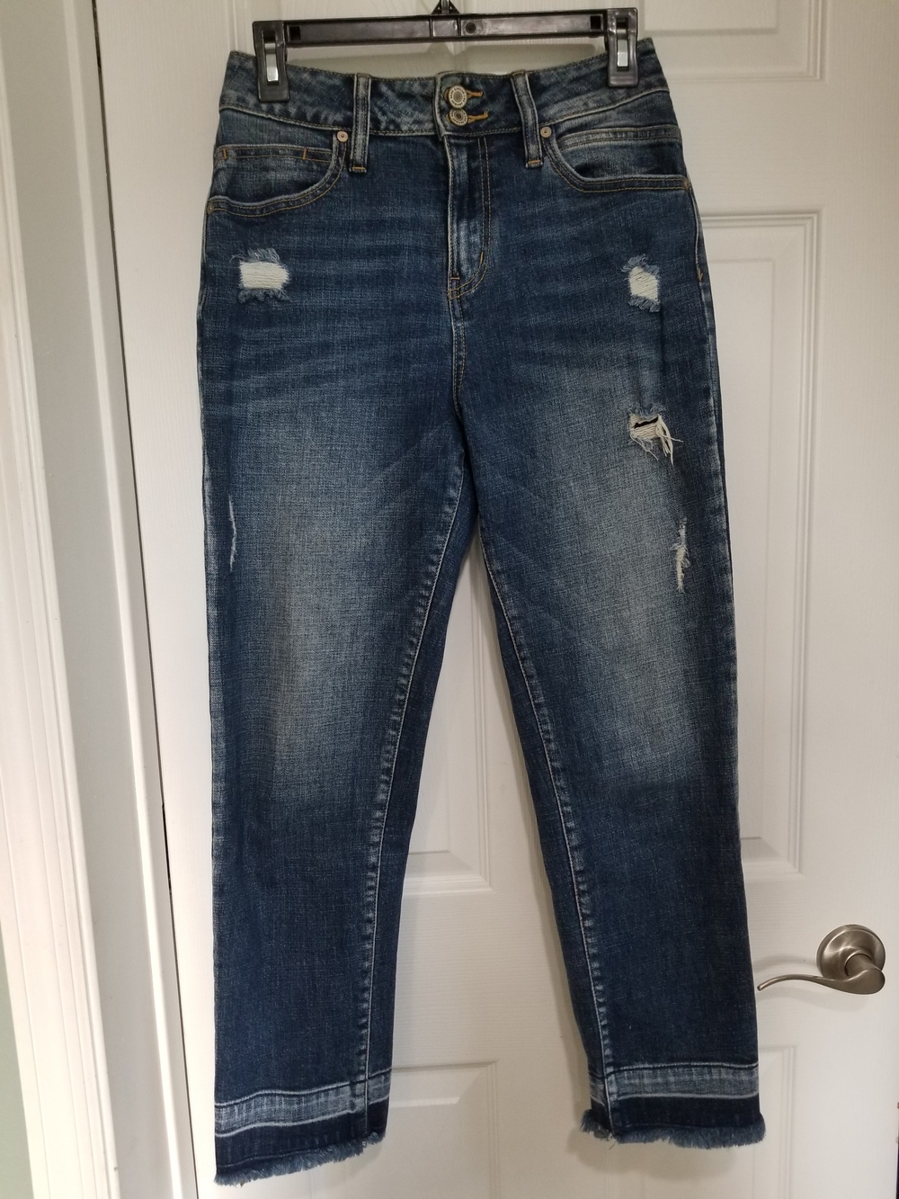 KanCan Distressed Dark Blue Ankle Jeans